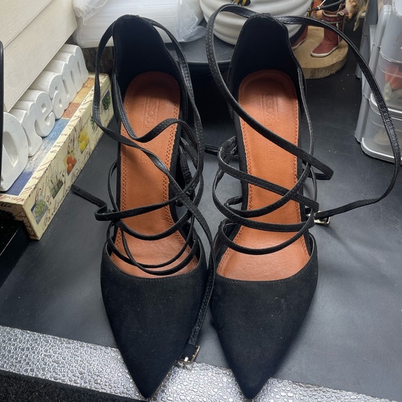 Shoes - OSPS SHOES: Black Heels